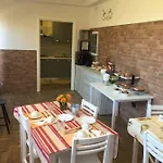 Beb La Lupa Bed and breakfast