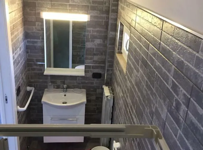 Beb La Lupa Bed and Breakfast