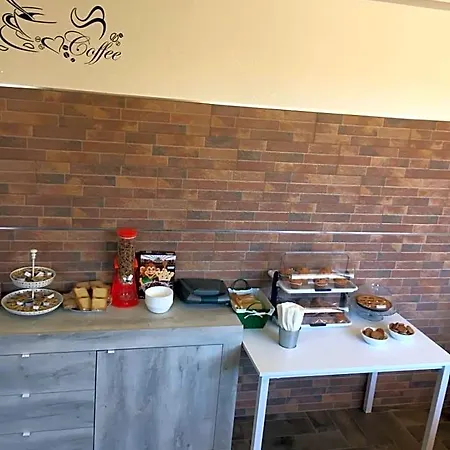 Beb La Lupa Frühstückspension Rom