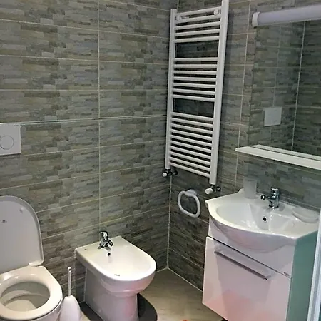Frühstückspension Beb La Lupa 4*