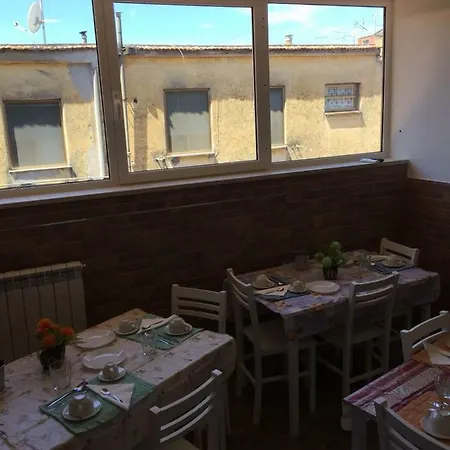 Oda ve Kahvaltı Beb La Lupa