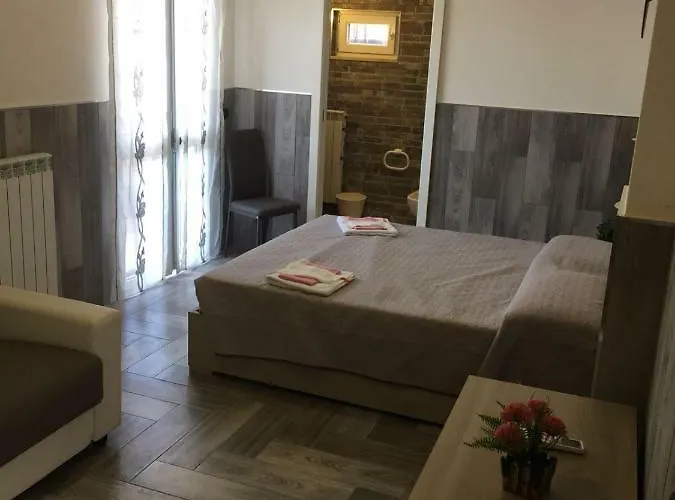 Beb La Lupa Bed & Breakfast