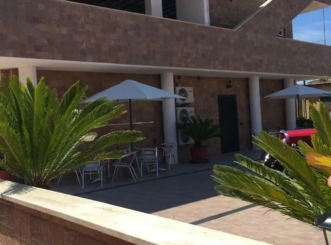 Bed & Breakfast Beb La Lupa 4*